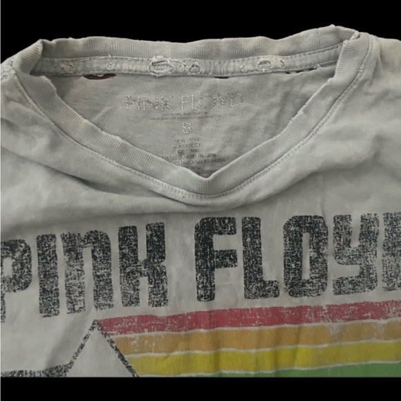 🎸 LIVE NATION PINK FLOYD distressed vintage style graphic T 🎸 - Picture 3 of 6